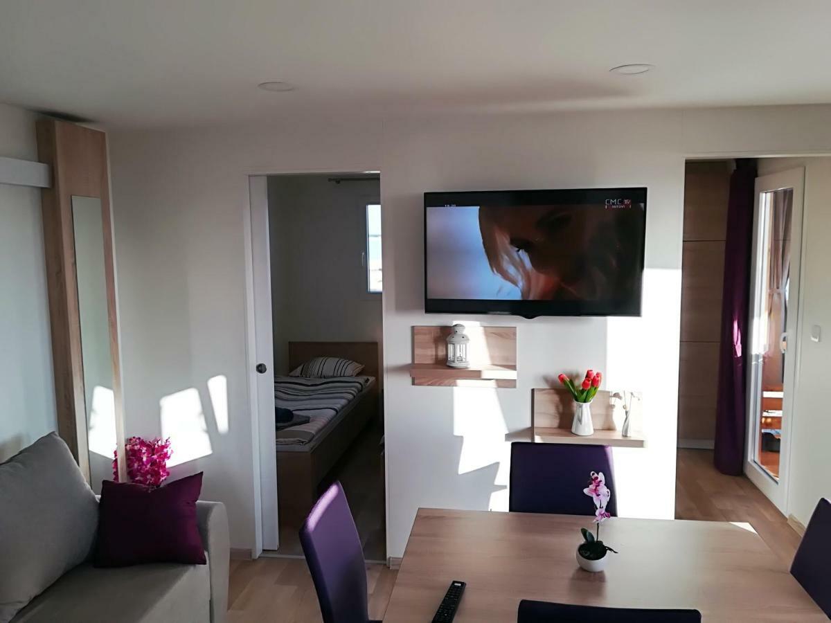 Holiday Home Happiness Privlaka  Extérieur photo