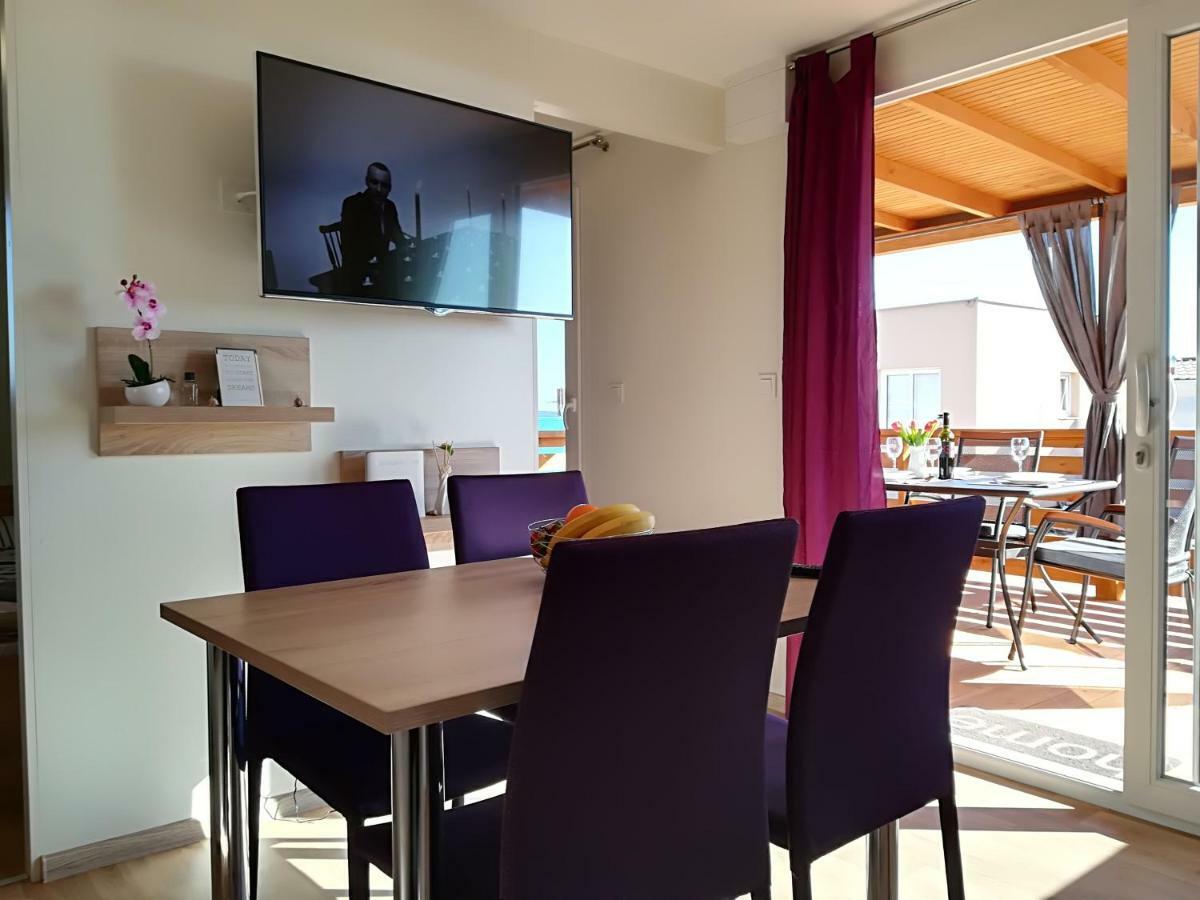 Holiday Home Happiness Privlaka  Extérieur photo